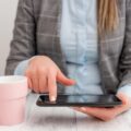 Co zrobić gdy zalał się telefon dotykowy?