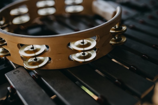 Cymbałki – perkusyjny instrument czy nie?