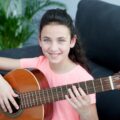 Jaka gitara będzie odpowiednia dla 6-latka?