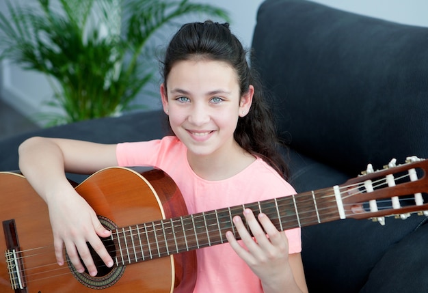 Jaka gitara będzie odpowiednia dla 6-latka?
