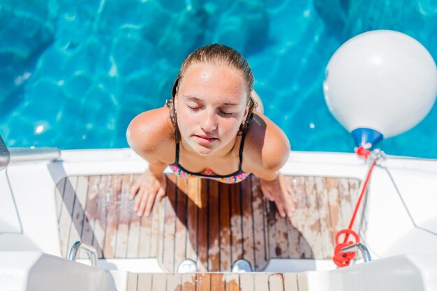 Jak spakować torbę na basen i o niczym nie zapomnieć?