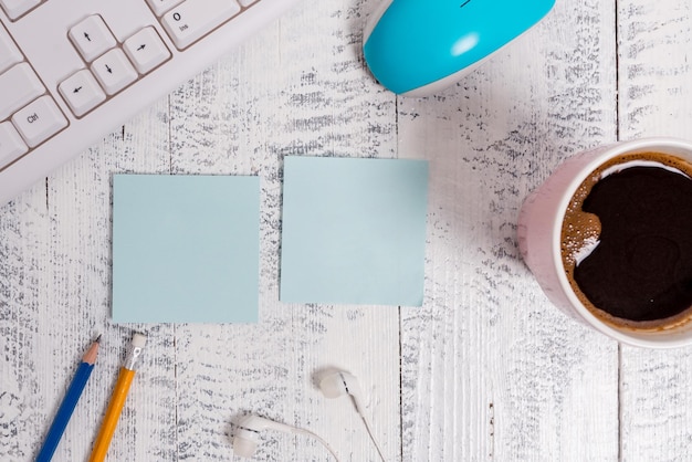 Zaprojektuj profesjonalną wizytówkę w Wordzie – czy to możliwe?